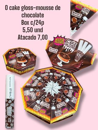 O cake gloss-mousse de chocolate